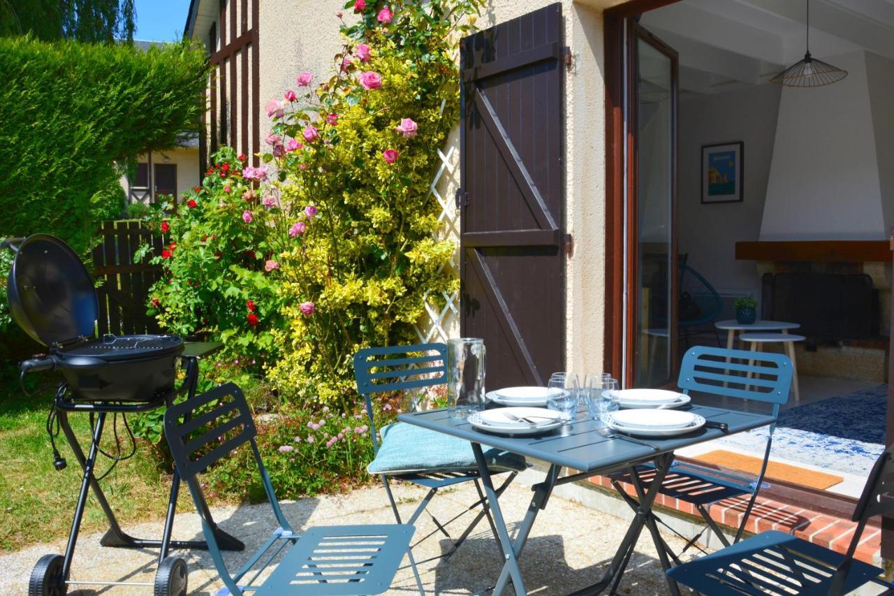 Cottage With Large Garden 15 Minutes Walk From The Beach 빌레쉬르메르 외부 사진